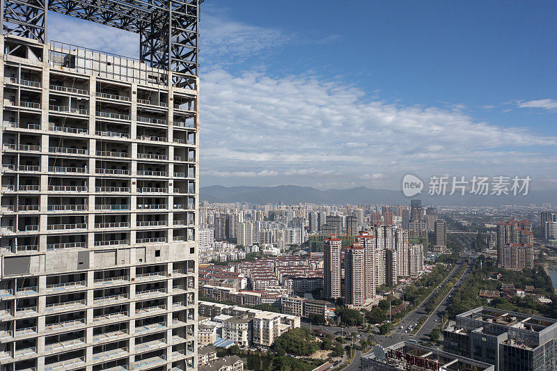 city ​​skyscrapers under construction